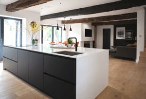 Designing a Kitchen for Entertaining Designing a Kitchen for Entertaining