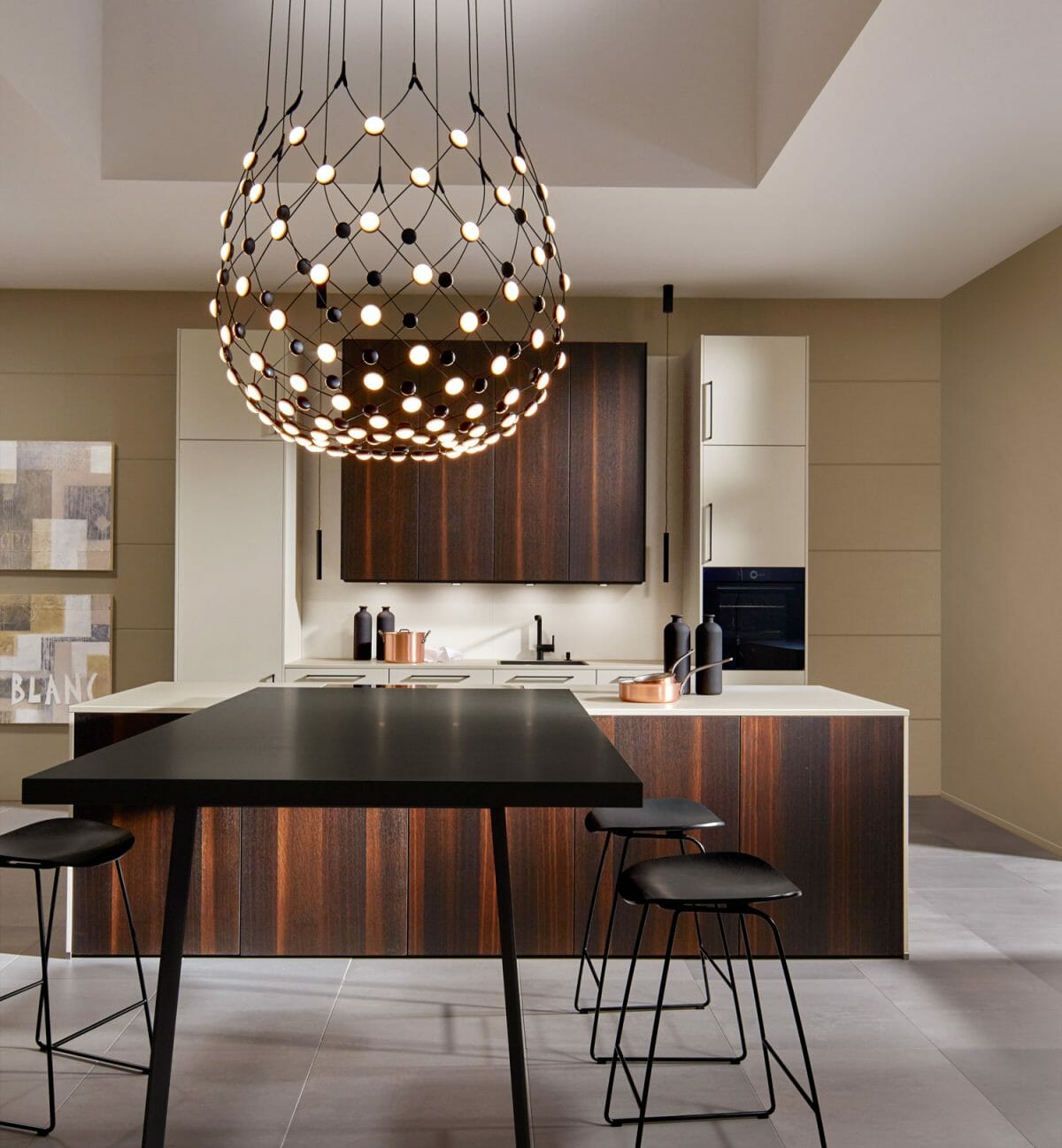 LET THE LIGHT IN – CHOOSING THE PERFECT LIGHTING FOR YOUR KITCHEN LET THE LIGHT IN – CHOOSING THE PERFECT LIGHTING FOR YOUR KITCHEN